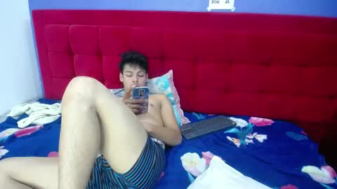 Snapshot of blacckandwhitte chatting on February 27, 2025, 9:47 pm blacckandwhitte online show from February 27, 2025, 9:47 pm