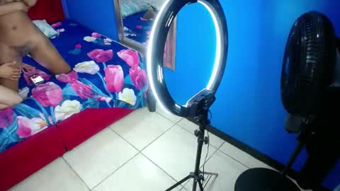 Snapshot of blacckandwhitte chatting on March 4, 2025, 11:43 pm blacckandwhitte online show from March 4, 2025, 11:43 pm