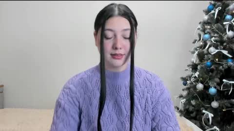 Snapshot of black_berry_bla_ck chatting on December 14, 2024, 10:13 am black_berry_bla_ck online show from December 14, 2024, 10:13 am