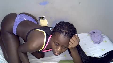 Snapshot of black_ebony8 chatting on May 23, 2026, 8:29 am black_ebony8 online show from May 23, 2026, 8:29 am