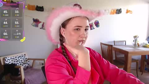 Snapshot of black_eva_ chatting on October 31, 2025, 5:36 pm Eva online show from October 31, 2025, 5:36 pm