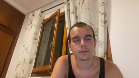 Robert online show from July 15, 2026, 9:42 pm