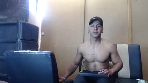 Snapshot of black_hot26 chatting on January 4, 2025, 5:47 pm black_hot26 online show from January 4, 2025, 5:47 pm