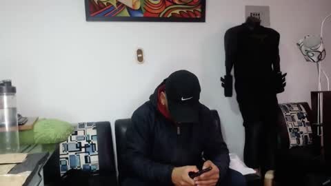 Snapshot of black_hot26 chatting on September 30, 2025, 2:22 pm black_hot26 online show from September 30, 2025, 2:22 pm