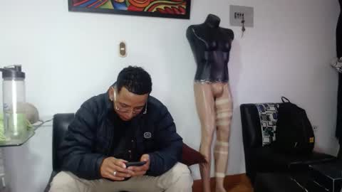 black_hot26 online show from November 1, 2025, 3:25 pm