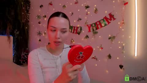 Jenny online show from December 21, 2025, 10:44 am