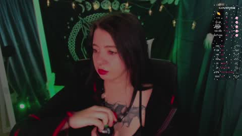  Black Kittie    Wednesday - 1300 - 1900 GMT help me get 100 thumbs up online show from December 26, 2024, 8:00 pm