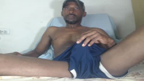 Snapshot of black_latin2728 chatting on March 6, 2025, 6:19 am alexander online show from March 6, 2025, 6:19 am