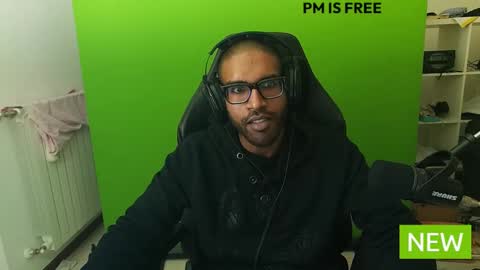 Snapshot of black_lollipop chatting on December 5, 2024, 10:34 pm Master online show from December 5, 2024, 10:34 pm