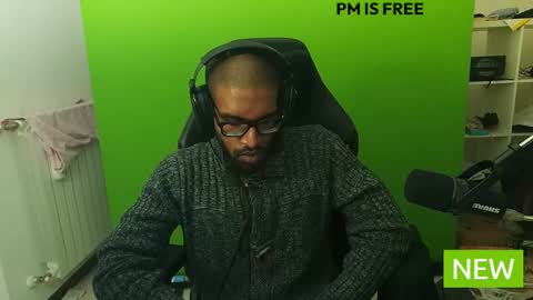 Snapshot of black_lollipop chatting on December 7, 2024, 12:30 am Master online show from December 7, 2024, 12:30 am