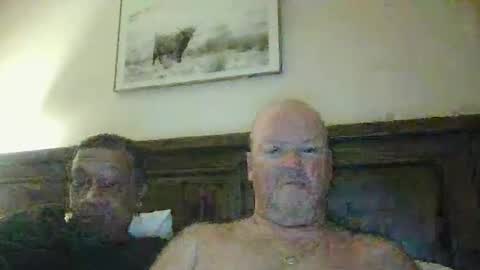 Snapshot of black_n_white4 chatting on December 14, 2024, 12:44 pm black_n_white4 online show from December 14, 2024, 12:44 pm