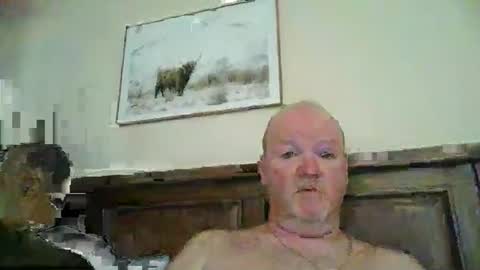 Snapshot of black_n_white4 chatting on December 28, 2024, 11:59 pm black_n_white4 online show from December 28, 2024, 11:59 pm