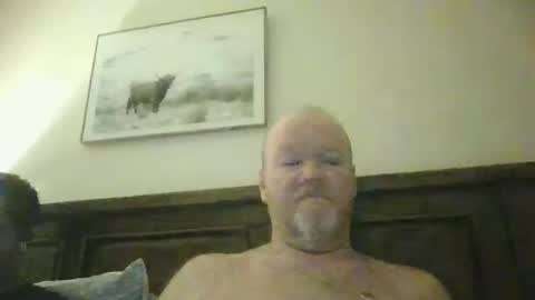 Snapshot of black_n_white4 chatting on February 28, 2026, 11:22 am black_n_white4 online show from February 28, 2026, 11:22 am