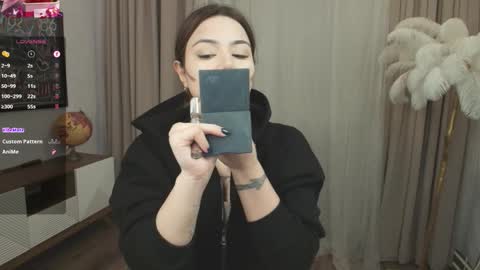 Snapshot of black_pant3r chatting on January 9, 2026, 2:47 am Mon Mon online show from January 9, 2026, 2:47 am