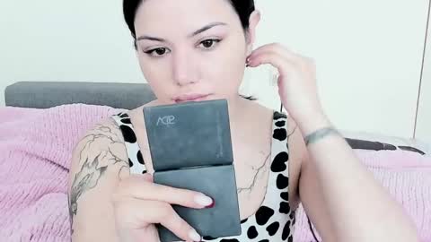 Mon Mon online show from May 20, 2026, 2:51 am