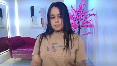 Rousse  online show from November 9, 2025, 3:49 am