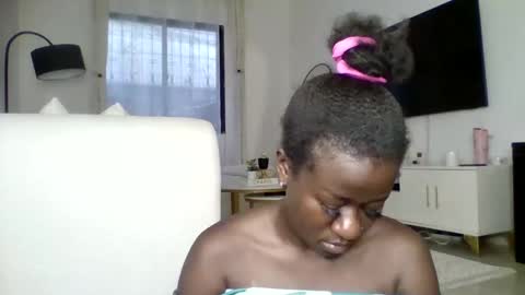 Snapshot of blackafrica2023 chatting on February 3, 2026, 5:05 am black african online show from February 3, 2026, 5:05 am