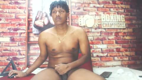 Snapshot of blackandaxel2 chatting on February 16, 2026, 10:50 pm BlackAndAxel online show from February 16, 2026, 10:50 pm