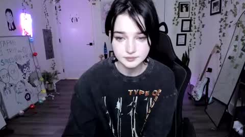 Ella online show from February 11, 2026, 9:42 pm