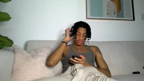 BlackBullTitus online show from December 2, 2025, 5:46 am