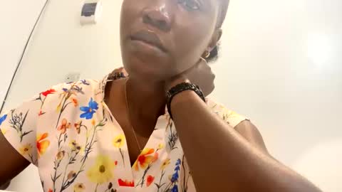 Snapshot of blackfairy01 chatting on December 22, 2025, 8:55 am blackfairy01 online show from December 22, 2025, 8:55 am