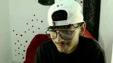 Snapshot of blackfox_desire chatting on May 17, 2026, 8:27 pm mateo online show from May 17, 2026, 8:27 pm