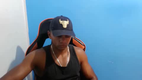 blackkiss_sweet online show from September 16, 2025, 6:53 pm