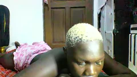 Snapshot of blackmarvel02 chatting on December 16, 2025, 6:51 am blackmarvel02 online show from December 16, 2025, 6:51 am