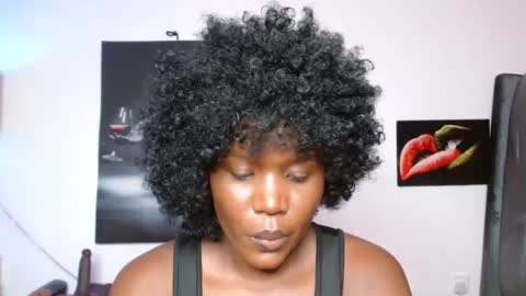 Smiley sylivia online show from June 30, 2026, 4:13 am