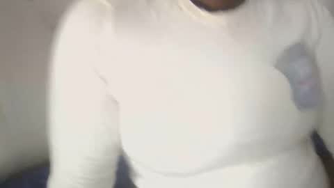 Snapshot of blackprincessstacy chatting on April 5, 2026, 5:15 am ask mme later online show from April 5, 2026, 5:15 am