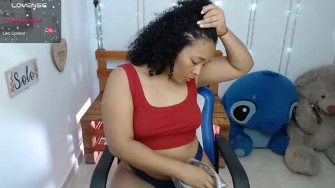 Snapshot of blackqueen_18 chatting on December 9, 2024, 5:40 am blackqueen_18 online show from December 9, 2024, 5:40 am