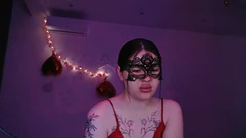 Snapshot of blackroseonee chatting on May 3, 2026, 7:09 pm blackroseonee online show from May 3, 2026, 7:09 pm
