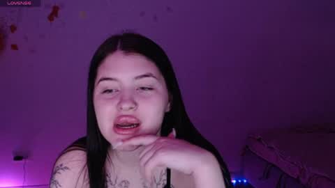 Snapshot of blackroseonee chatting on May 12, 2026, 1:36 am blackroseonee online show from May 12, 2026, 1:36 am