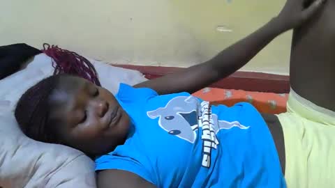 Snapshot of blackslim_girl2 chatting on September 25, 2025, 11:19 pm blackslim_girl2 online show from September 25, 2025, 11:19 pm