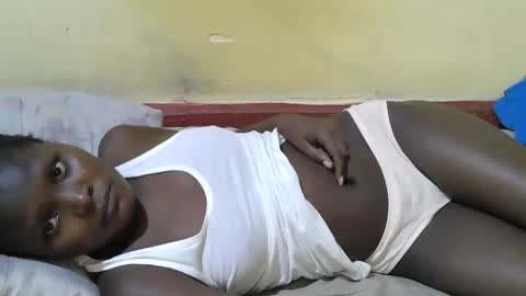 Snapshot of blackslim_girl2 chatting on October 31, 2025, 11:22 am blackslim_girl2 online show from October 31, 2025, 11:22 am