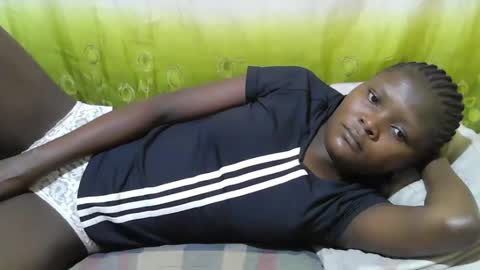 Snapshot of blackslim_girl2 chatting on November 5, 2025, 8:14 am blackslim_girl2 online show from November 5, 2025, 8:14 am