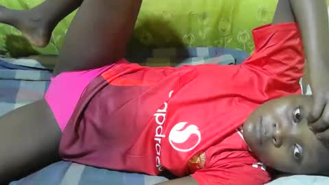 Snapshot of blackslim_girl2 chatting on November 16, 2025, 7:14 am blackslim_girl2 online show from November 16, 2025, 7:14 am