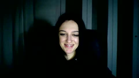 Snapshot of blacky_berry chatting on January 17, 2025, 4:26 pm Ivy online show from January 17, 2025, 4:26 pm