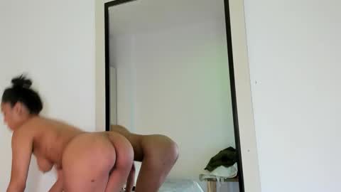 Snapshot of blackywhiite chatting on November 23, 2025, 6:02 am GRACE online show from November 23, 2025, 6:02 am