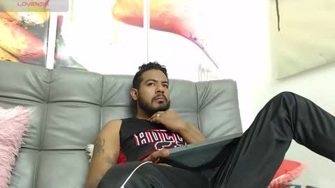 Snapshot of bladehot_ chatting on September 15, 2025, 9:09 am Richard online show from September 15, 2025, 9:09 am