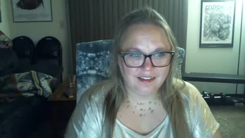 Snapshot of bladesizzo3111 chatting on June 15, 2026, 5:31 am bladesizzo3111 online show from June 15, 2026, 5:31 am