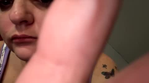 Snapshot of blah061 chatting on February 21, 2026, 3:29 am blah061 online show from February 21, 2026, 3:29 am