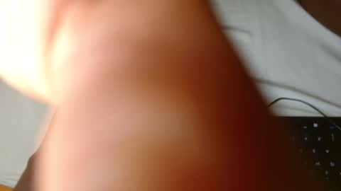love online show from May 1, 2026, 2:05 am