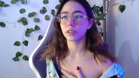 Snapshot of blairvicent chatting on February 11, 2025, 12:27 pm online show from February 11, 2025, 12:27 pm