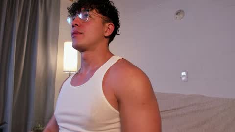 Snapshot of blake_levi chatting on January 3, 2025, 1:05 am Blake Levi Independent Model online show from January 3, 2025, 1:05 am