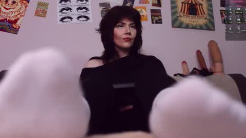 Snapshot of blake_luna chatting on February 6, 2026, 1:36 pm Britney online show from February 6, 2026, 1:36 pm