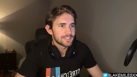 Snapshot of blakemiles2 chatting on October 17, 2025, 1:20 am Blake Miles online show from October 17, 2025, 1:20 am