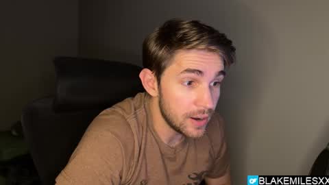 Snapshot of blakemiles2 chatting on November 8, 2025, 7:19 am Blake Miles online show from November 8, 2025, 7:19 am
