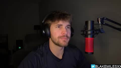 Snapshot of blakemiles2 chatting on February 15, 2026, 3:58 am Blake Miles online show from February 15, 2026, 3:58 am