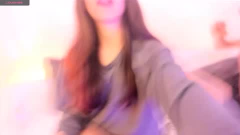  JULIE  online show from November 22, 2025, 4:33 am